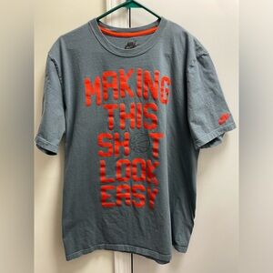 Mens Nike Making This Shot Look Easy Grey Orange T-Shirt XL